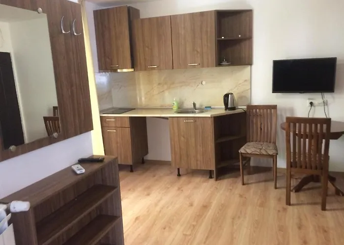 Milagro アパート ラヴダ