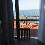 Milagro Apartment *